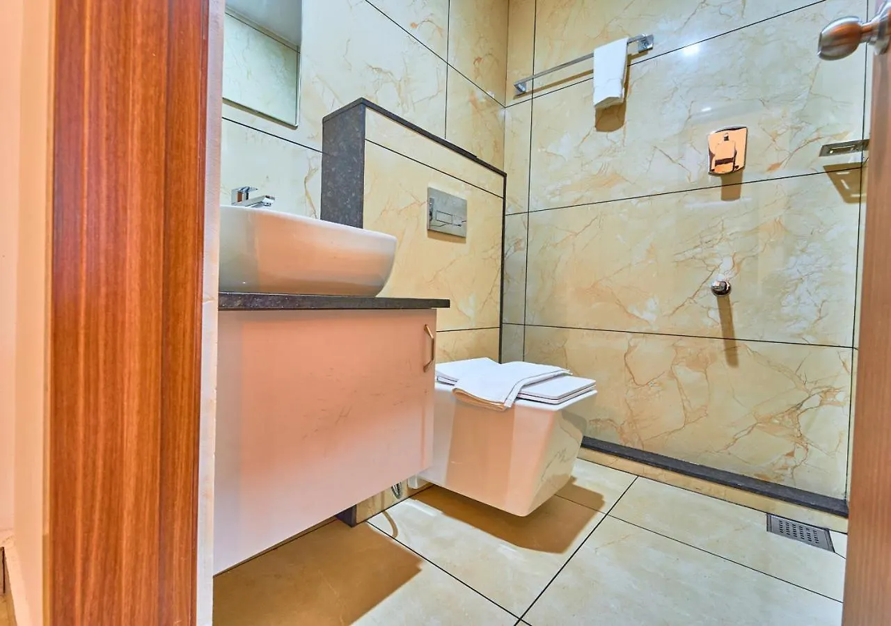 Areva Inn Plantation Resort Munnar With Pool By Voye Homes