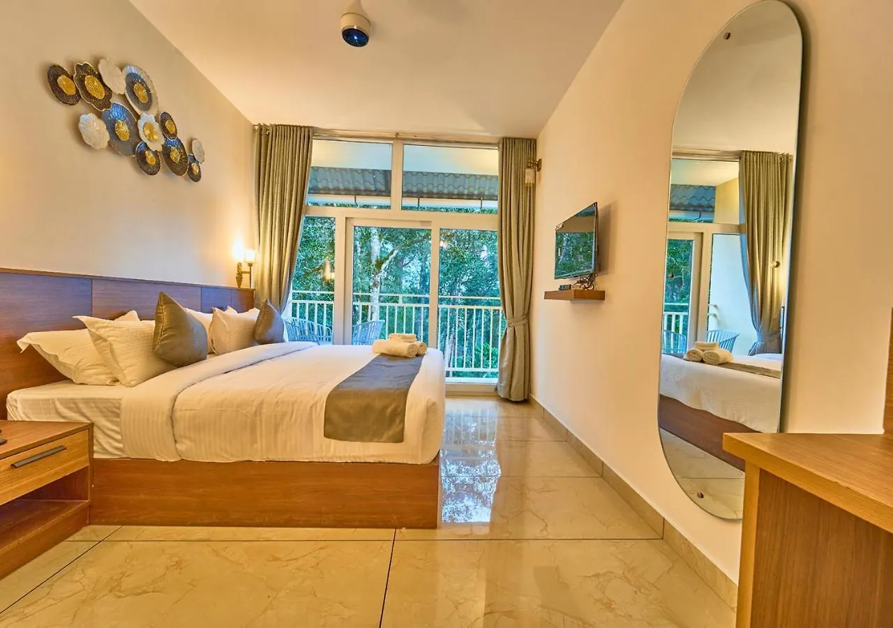 Areva Inn Plantation Resort Munnar With Pool By Voye Homes